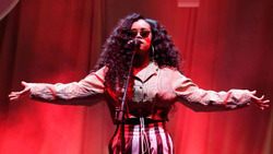 H.E.R.